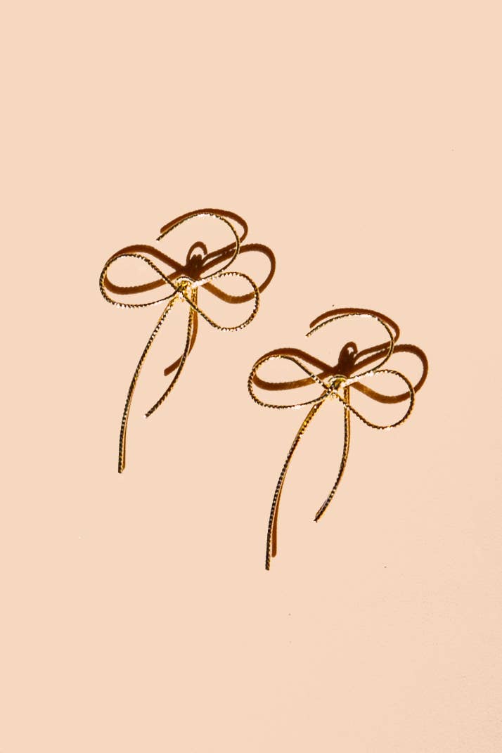 Put a Bow on it Earring - 18K Gold Plated