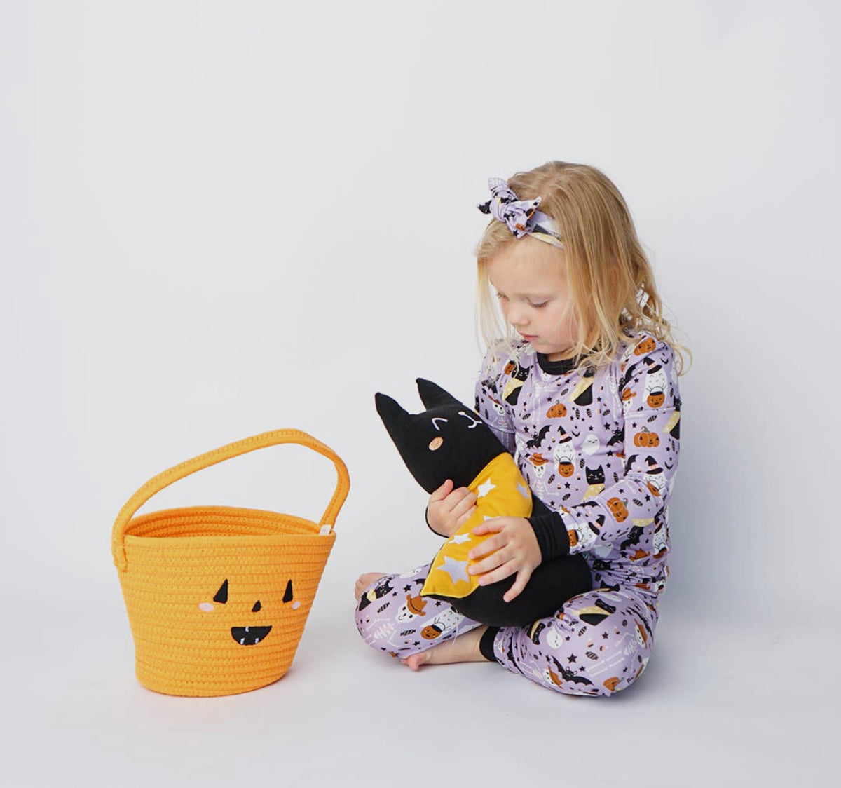Lucy&#39;s Room Cat Halloween Bamboo Pillow